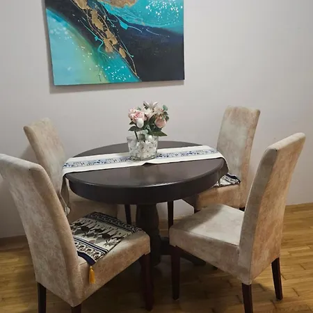 Apartamento Aleksandra